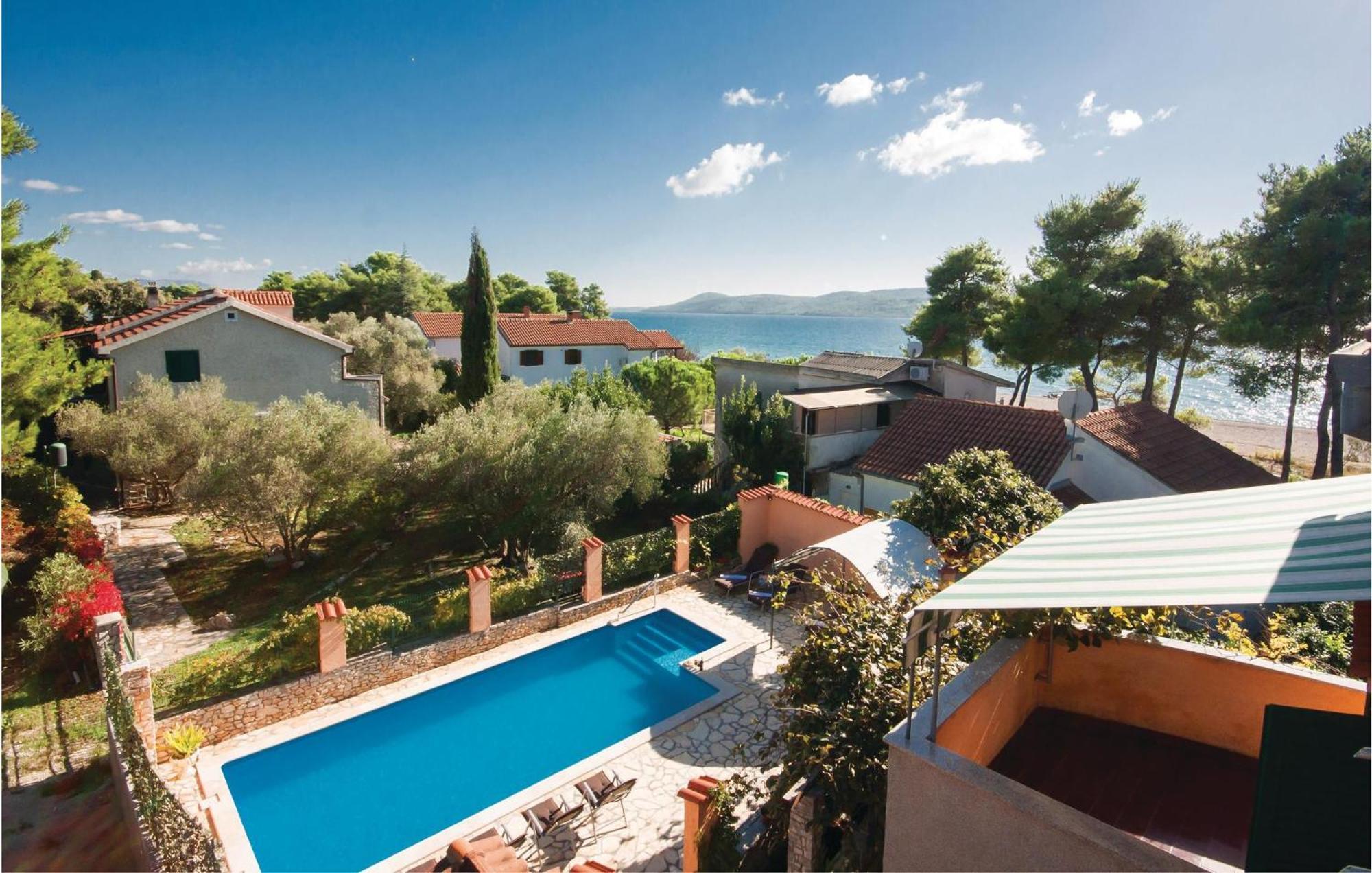 Awesome Apartment In Jadrija With Wifi Luaran gambar